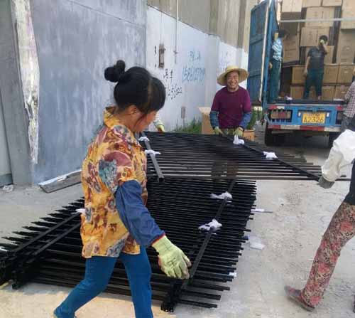 黑色鋅鋼護(hù)欄 黑色鋅鋼護(hù)欄