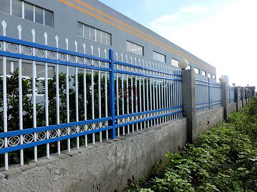 鋅鋼護(hù)欄 鋅鋼護(hù)欄